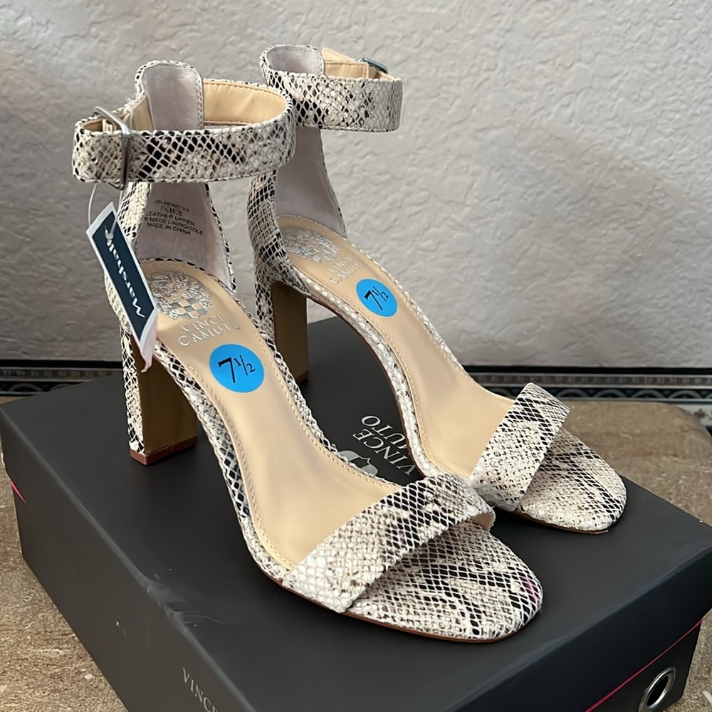 NWT Vince Camuto Heels 7.5